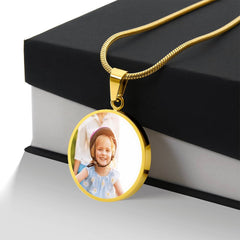Pet Picture Necklace with Engraved Words – Custom Photo Jewelry