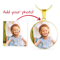 Pet Picture Necklace with Engraved Words – Custom Photo Jewelry