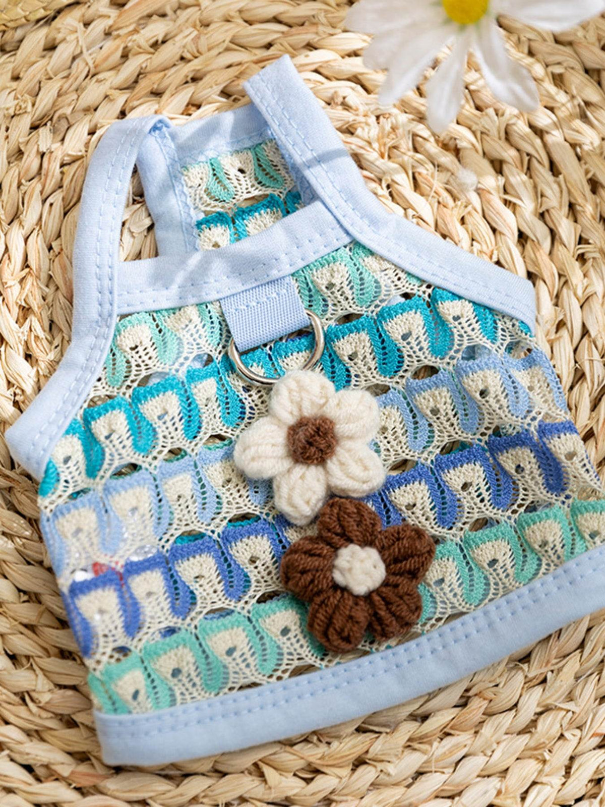 floral breathable pet top with soft fabric and floral print